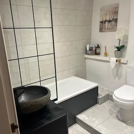 The Old Post Office, Cosy Grade Ii Listed 2 Bed * Windermere